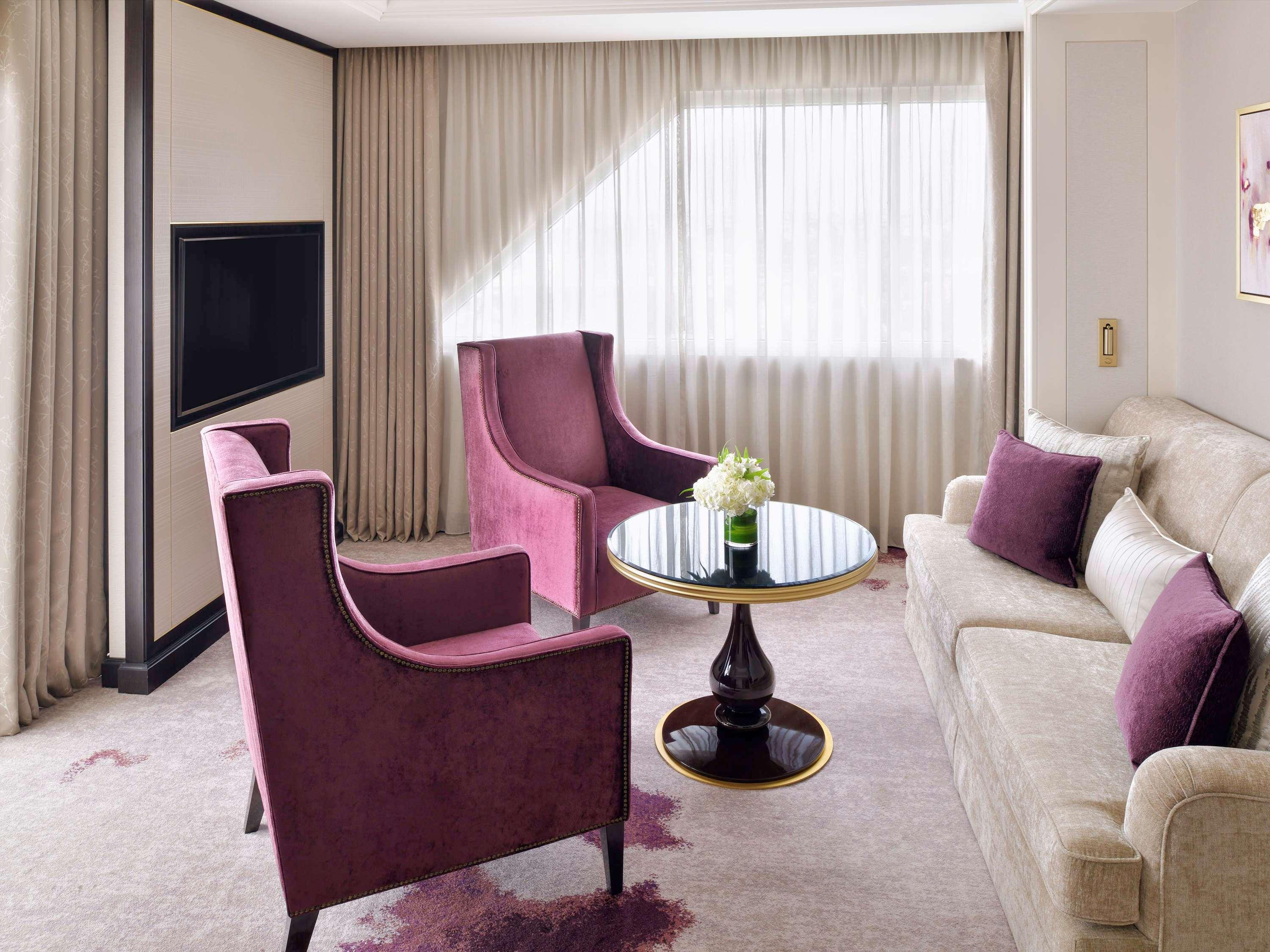 فندق موفنبيك البحرين المحرق المظهر الخارجي الصورة A suite at the Mandarin Oriental, London